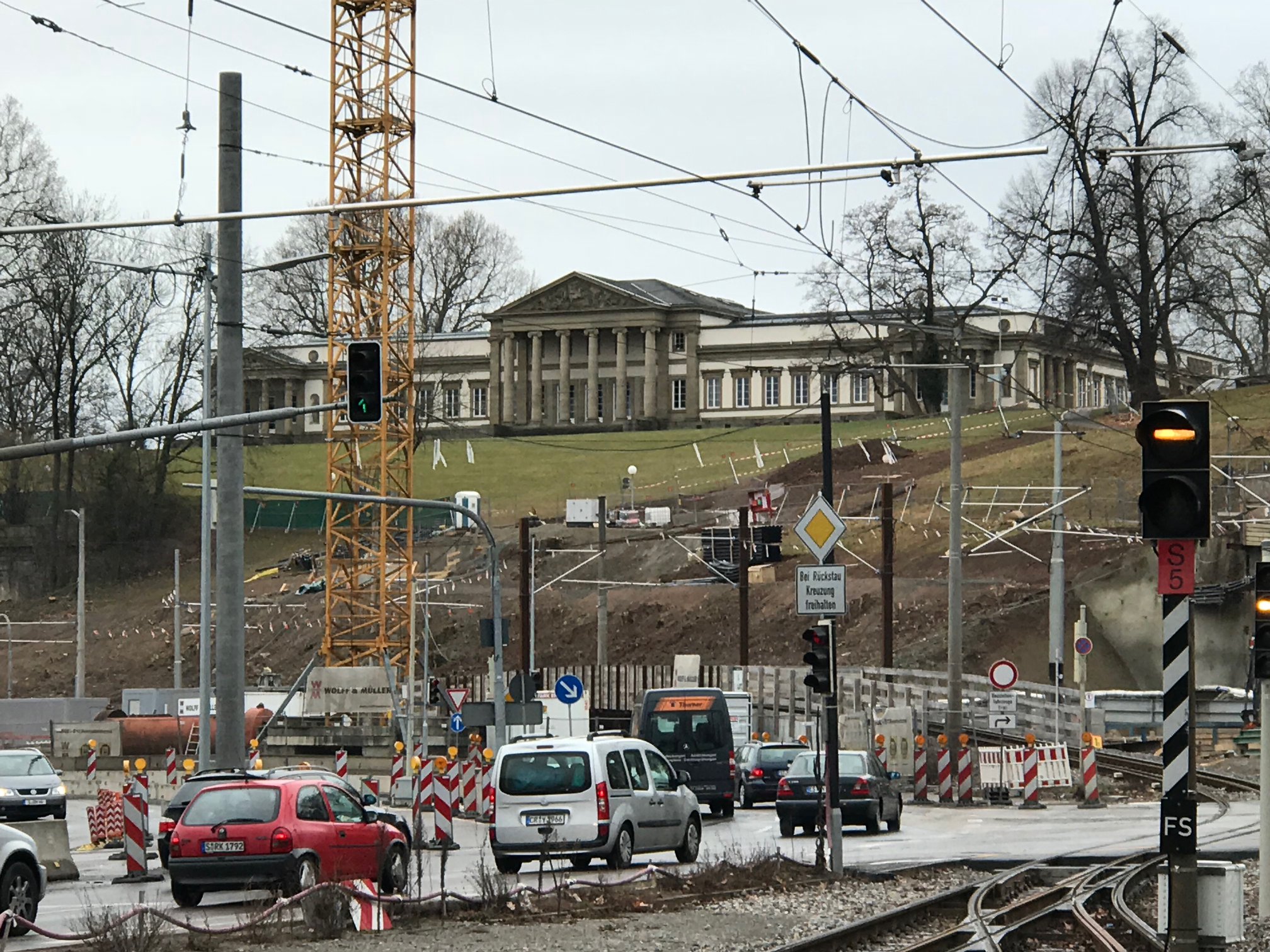 Verkehrssituation im Brückenbereich unter Schloss Rosenstein 2018
