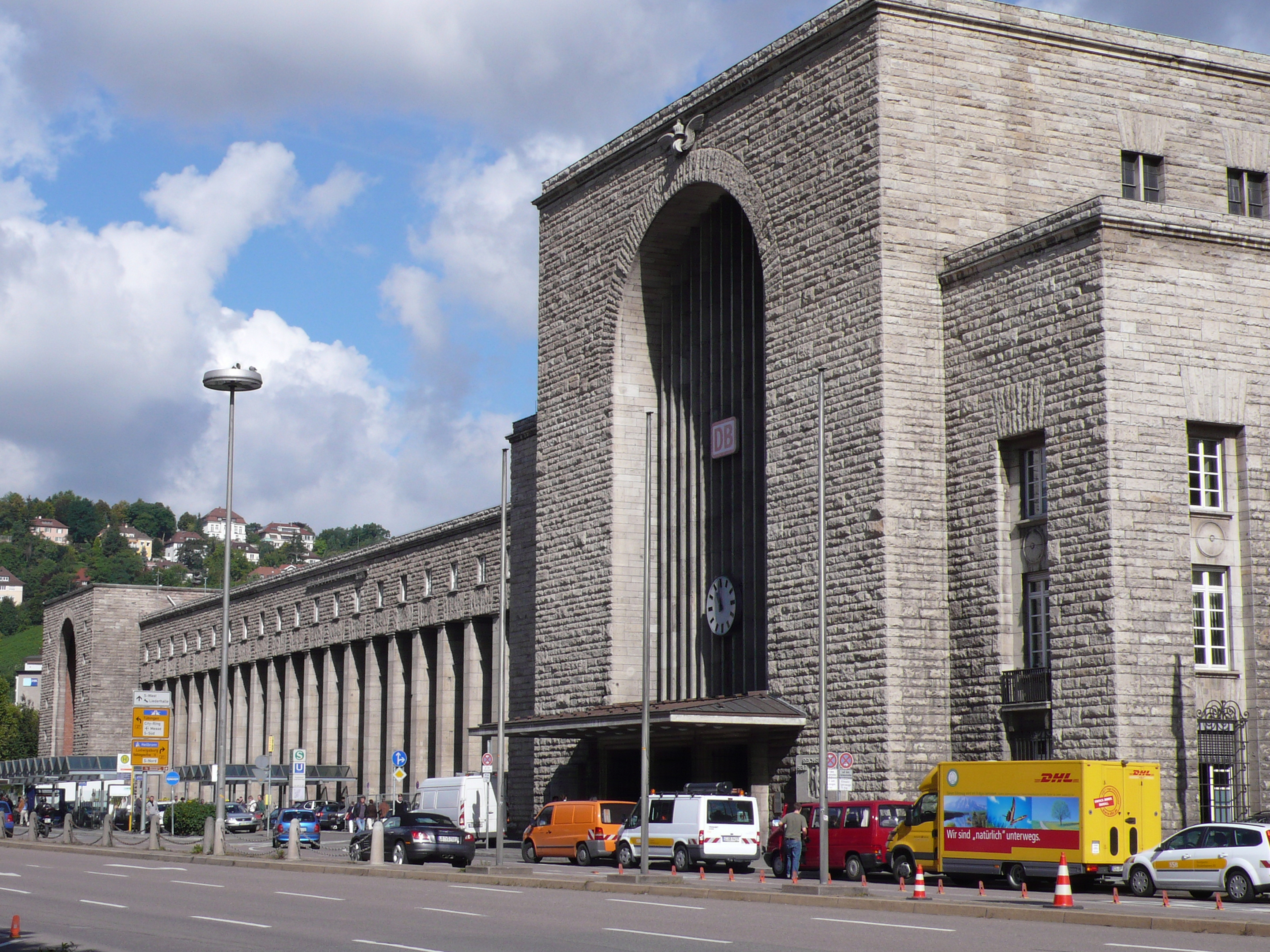 Stuttgarts Hauptbahnhof wird Museum – Bonatzbau 2018