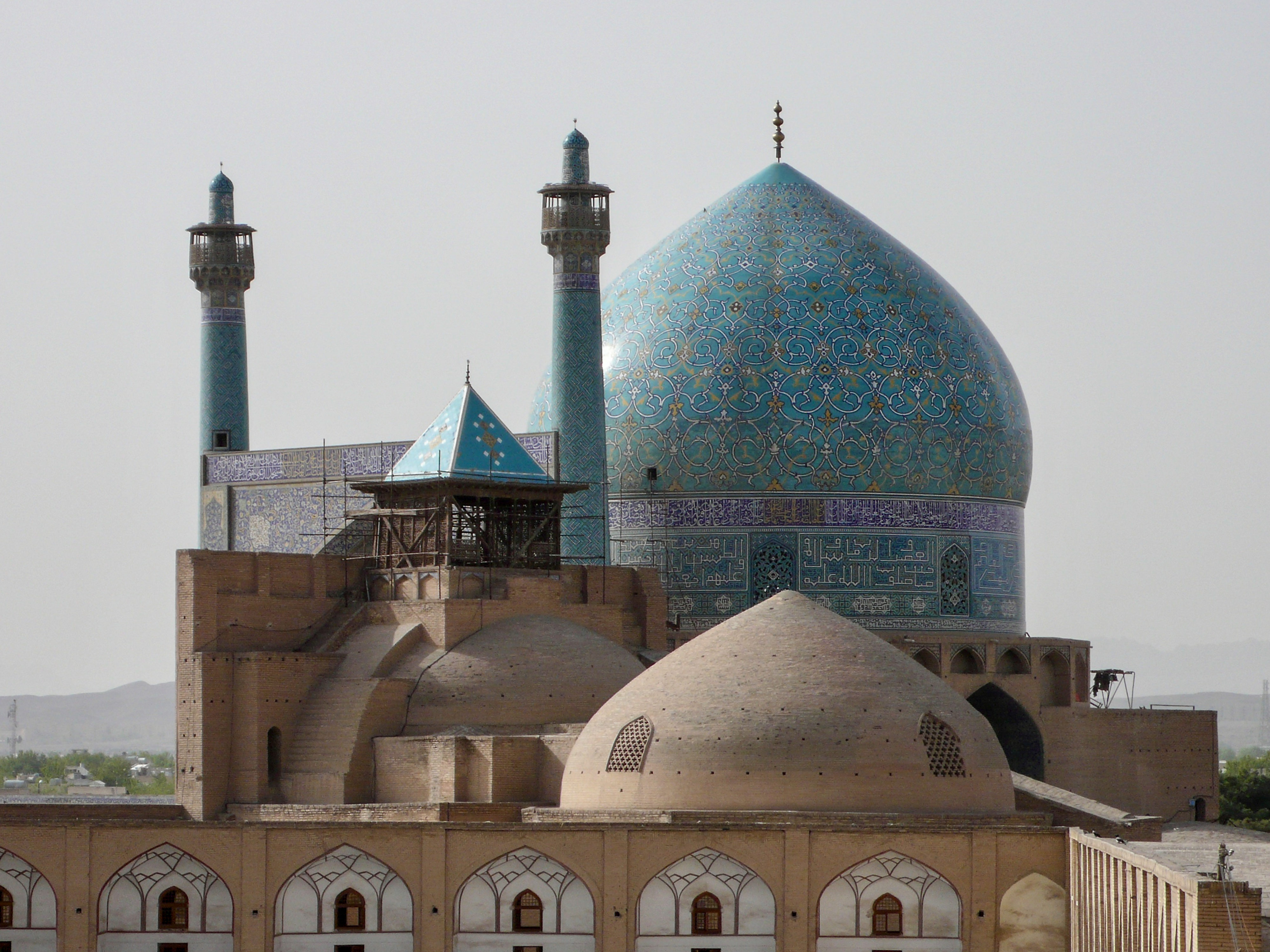 Iranische Kulturstätten in Gefahr? wie zuvor