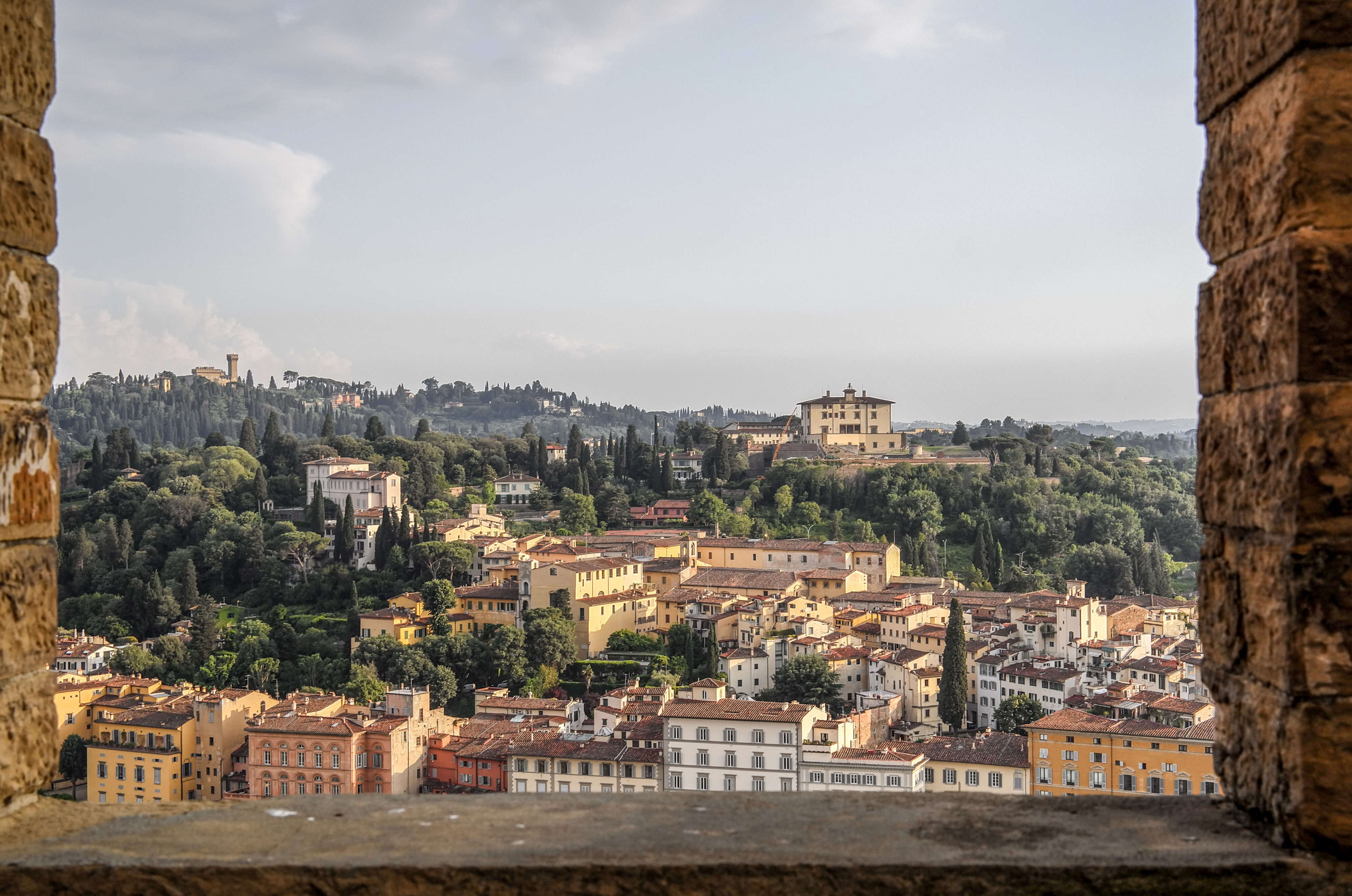 Florenz – Palazzo Vecchio und sein Aussichtsturm Blick auf Fortezza di Belvedere
