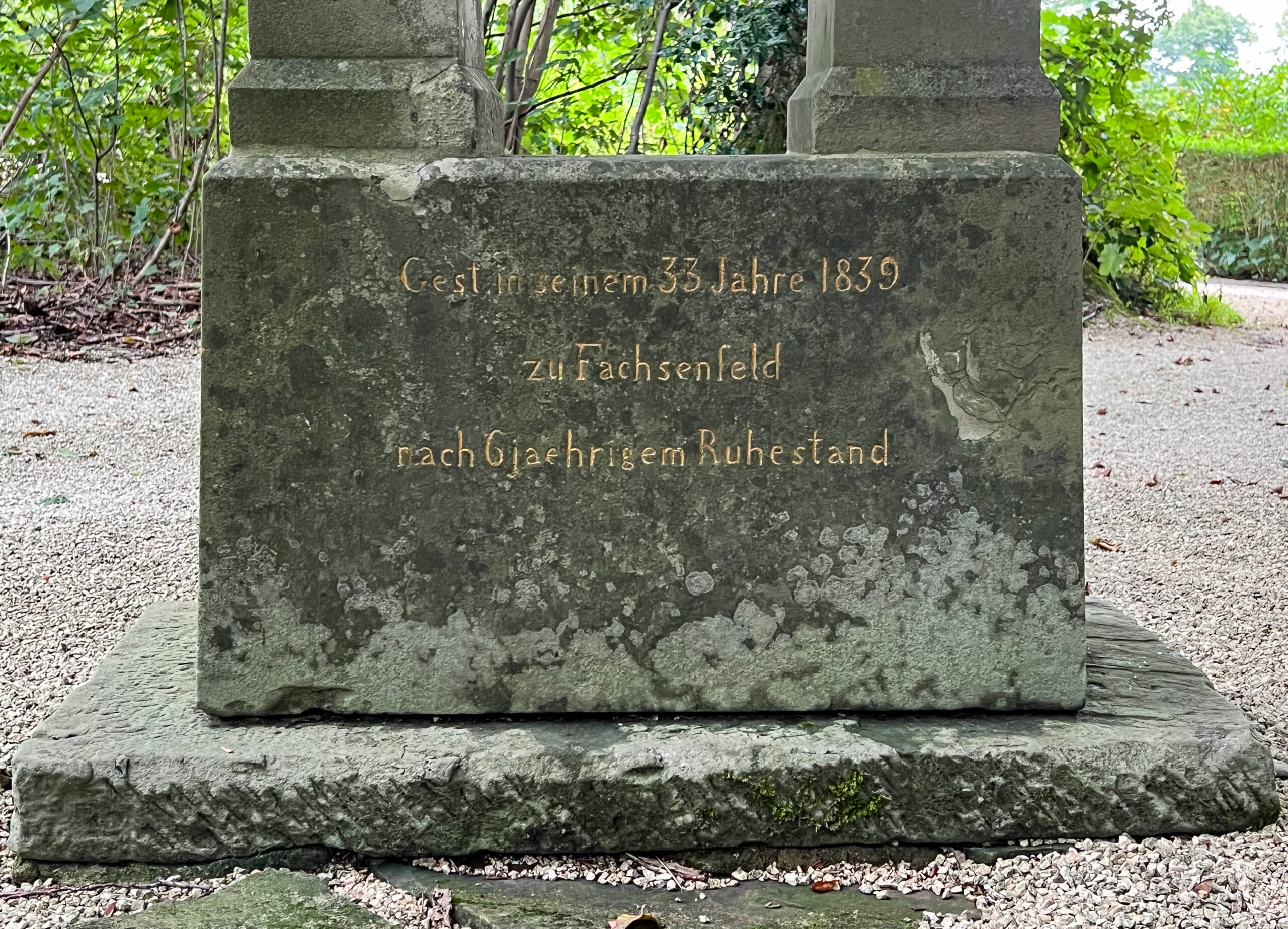 Rappendenkmal von Schloss Fachsenfeld 1839: Todesnachricht