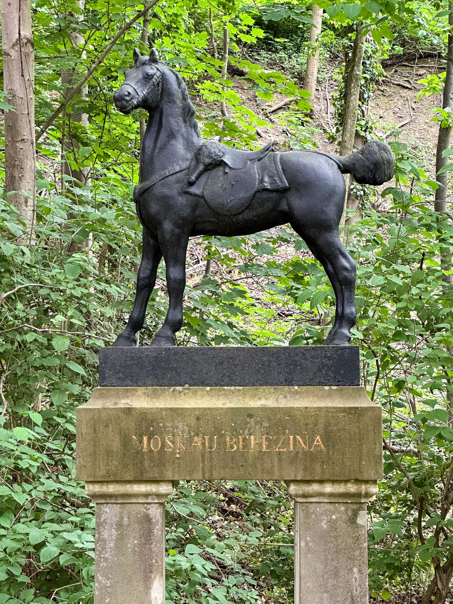 Schloss Fachsenfeld II – das Rappendenkmal