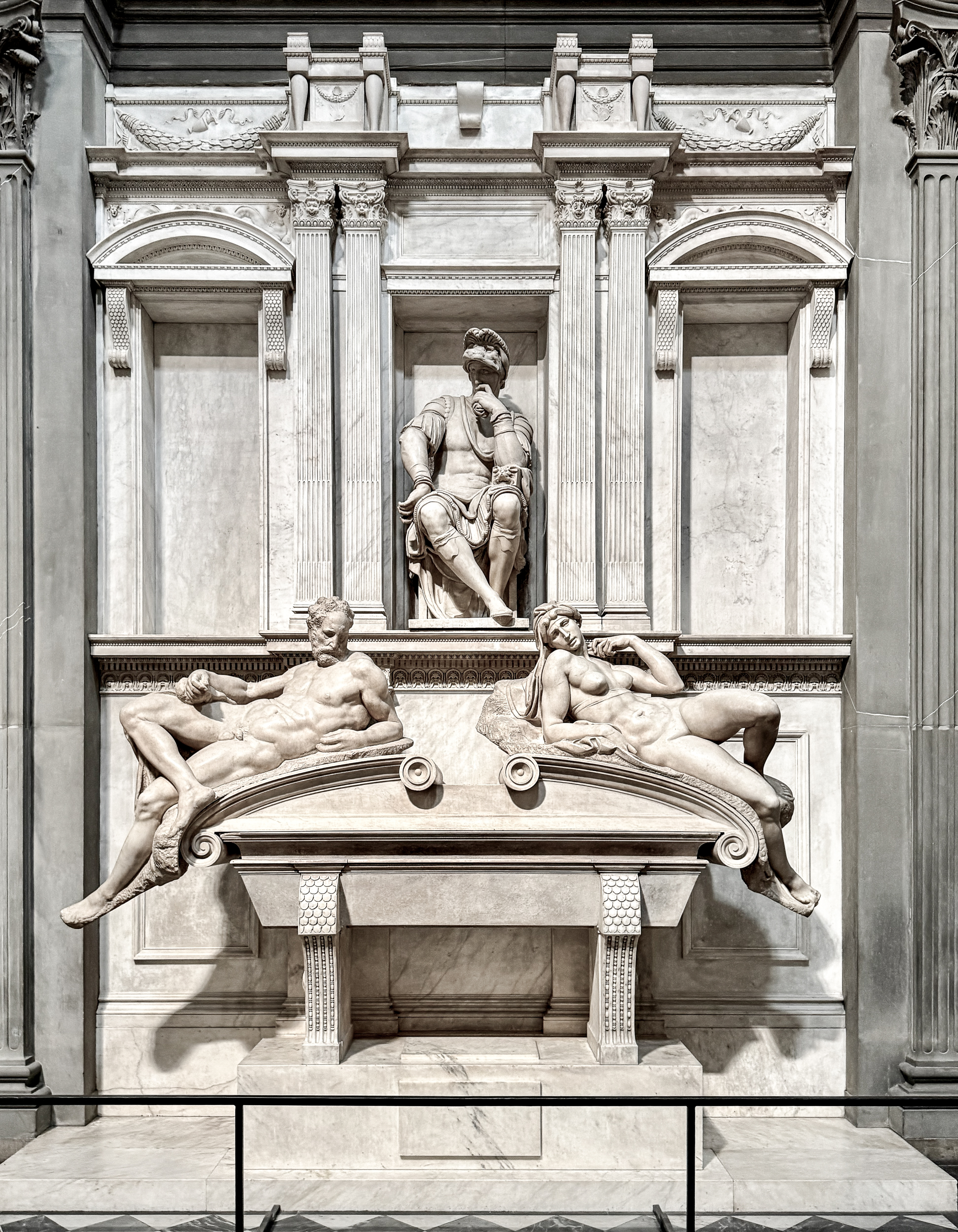 Florenz, Michelangelo, Neue Sakristei: Grabmal Lorenzo de' Medici