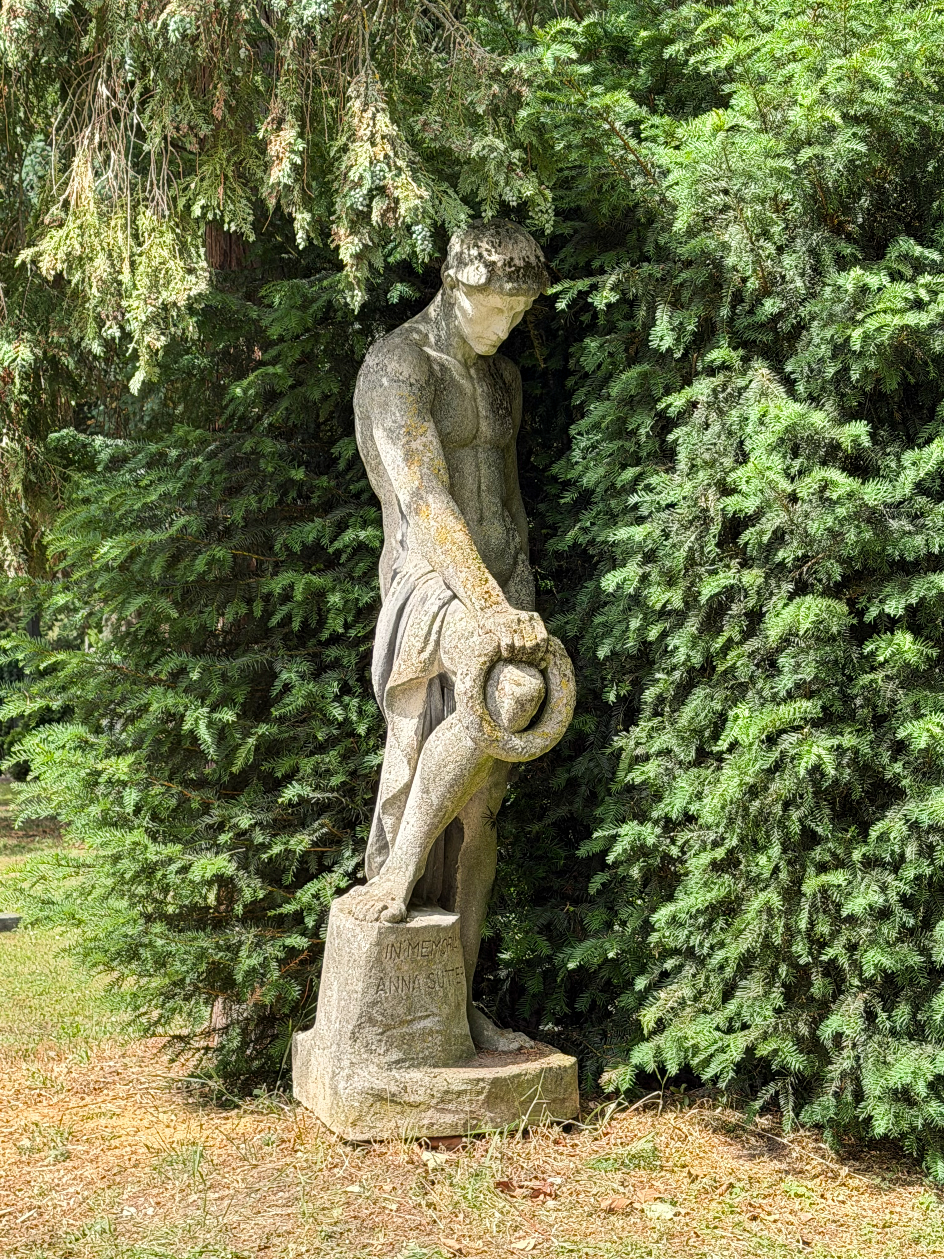 Karl Donndorf, Todesgenius Thanatos, Stuttgart, Pragfriedhof
