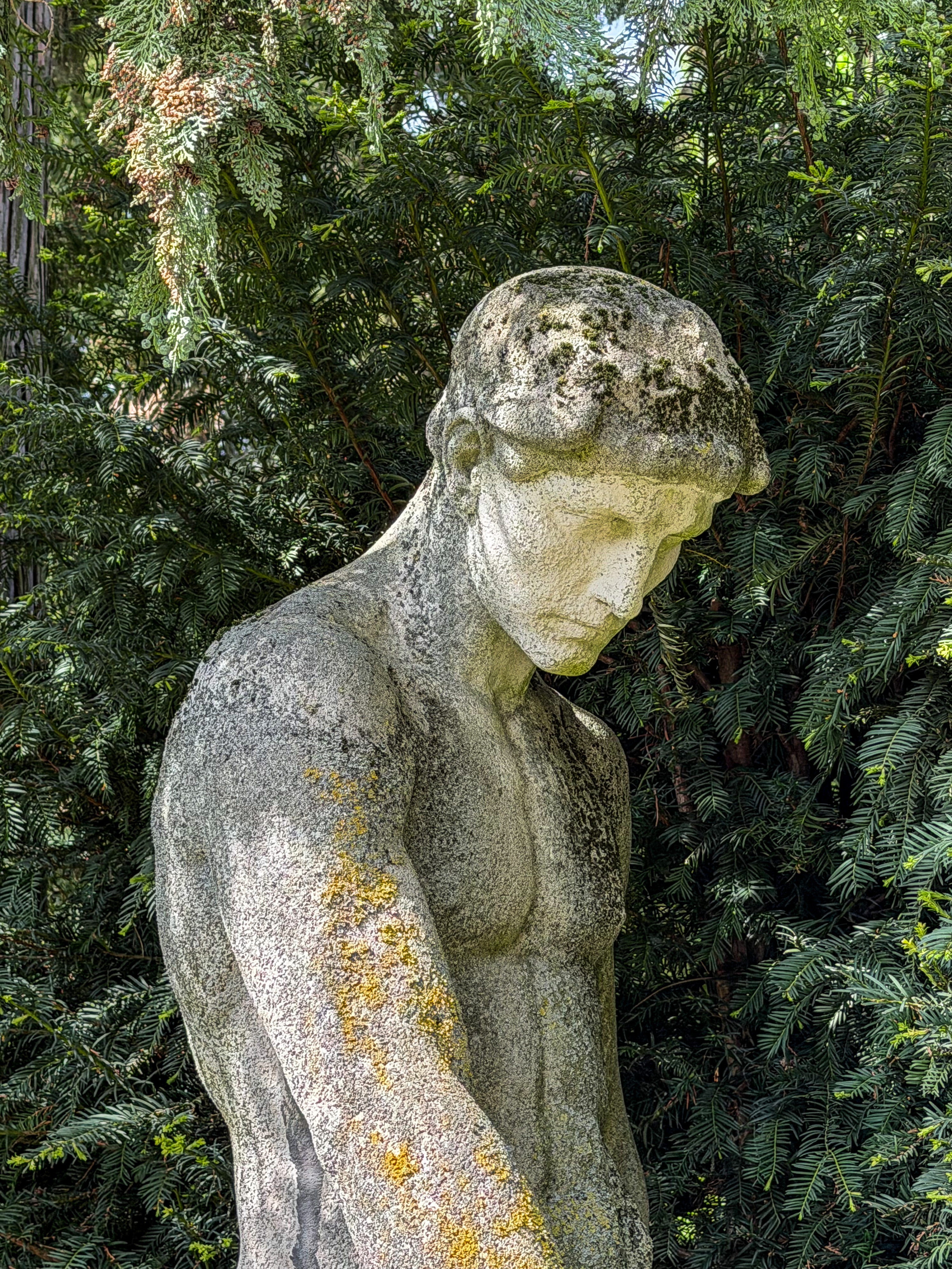 Karl Donndorf, Todesgenius Thanatos, Stuttgart, Pragfriedhof